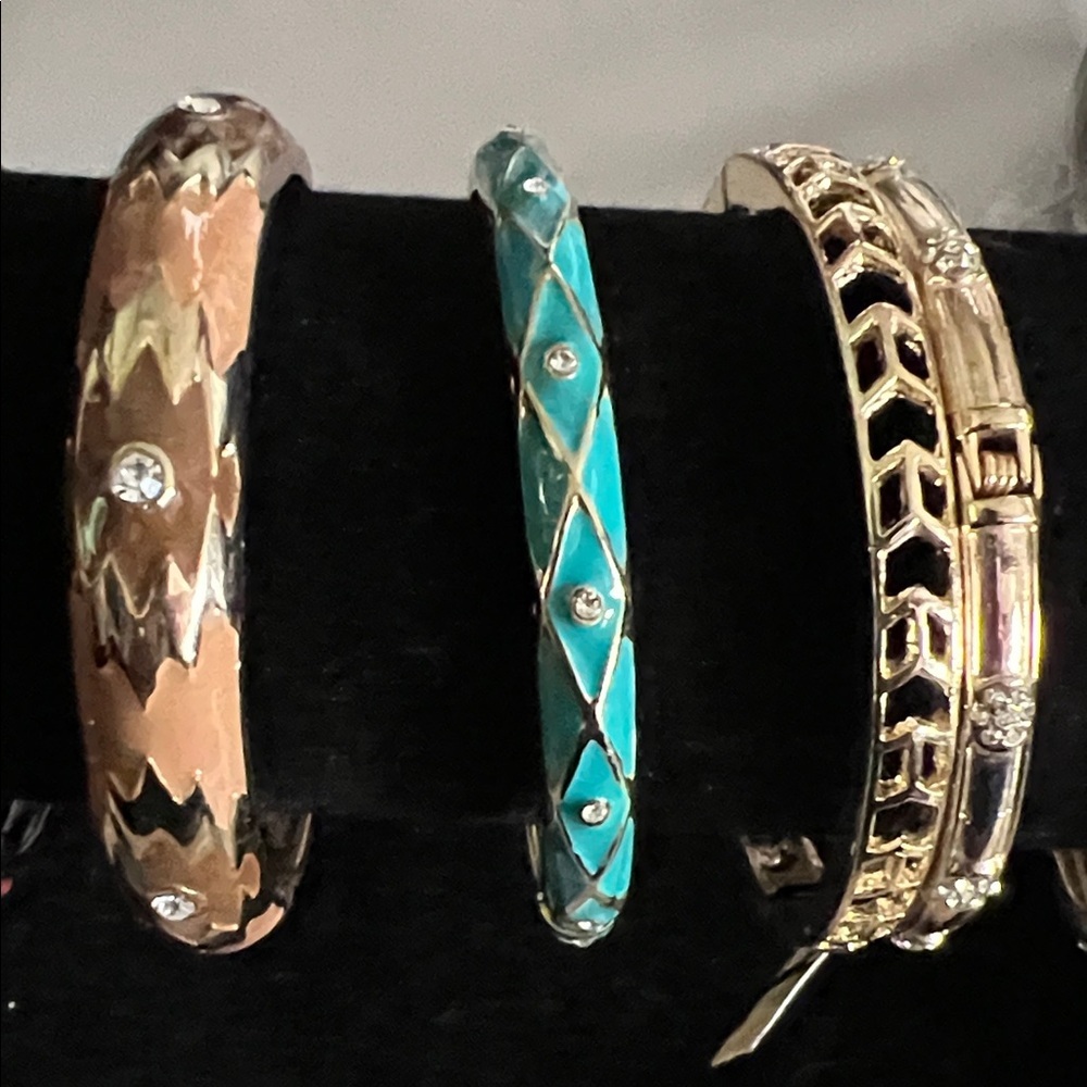 Chic Multicolor Bangle Bracelets - Picture 3 of 12